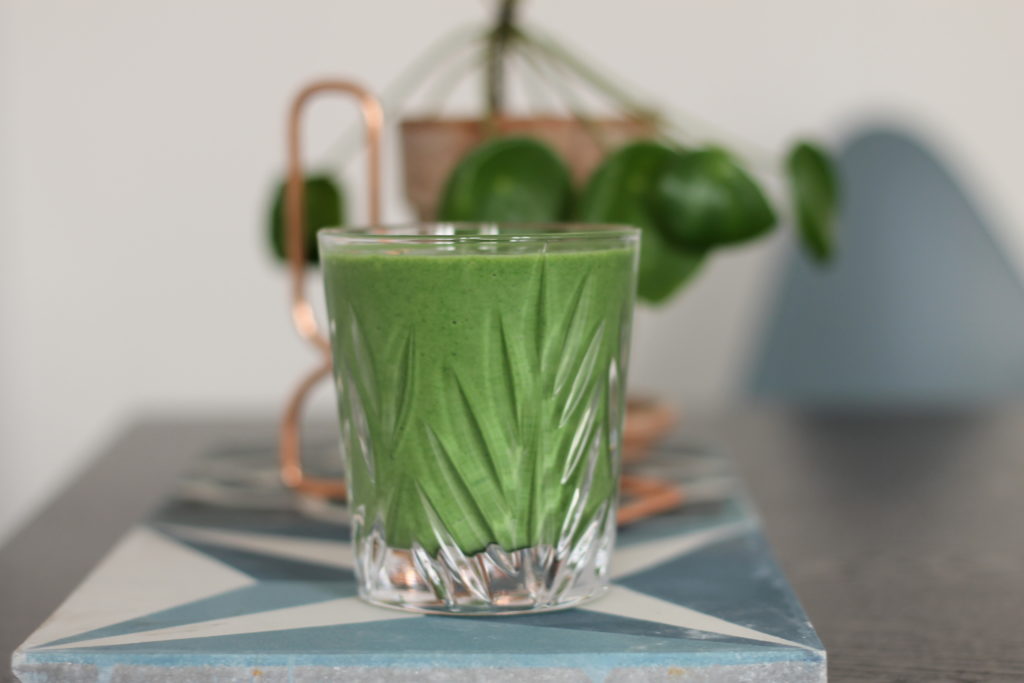 Lakrids og spinat smoothie - grøn og sund opskrift