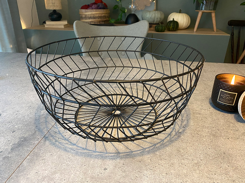 DIY industriel lampe - genbrug en gammel kurv og få en flot pendel