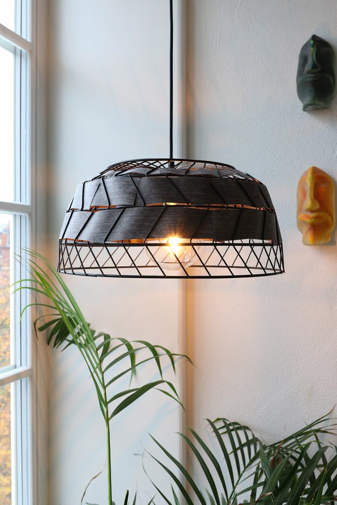DIY industriel lampe - genbrug en gammel kurv og få en flot pendel