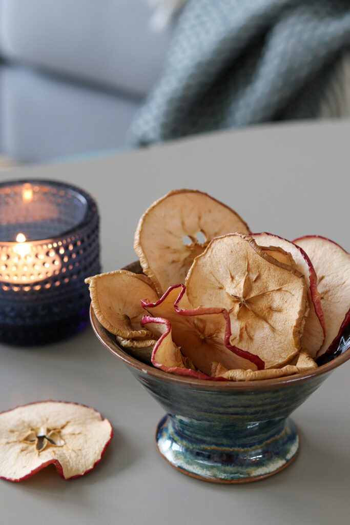 Tørrede æbleringe i ovn - opskrift på sprøde æblechips